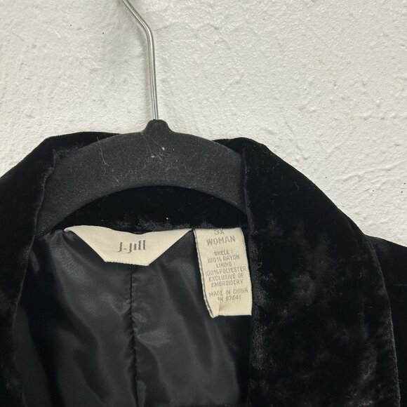 J Jill Velvet Sz 3X Black Mid Length Evening Goth Jacket Coat Embroidery Button - Picture 7 of 9